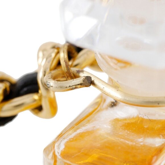 CHANEL Gold Leather Necklace - Picture 7 of 9